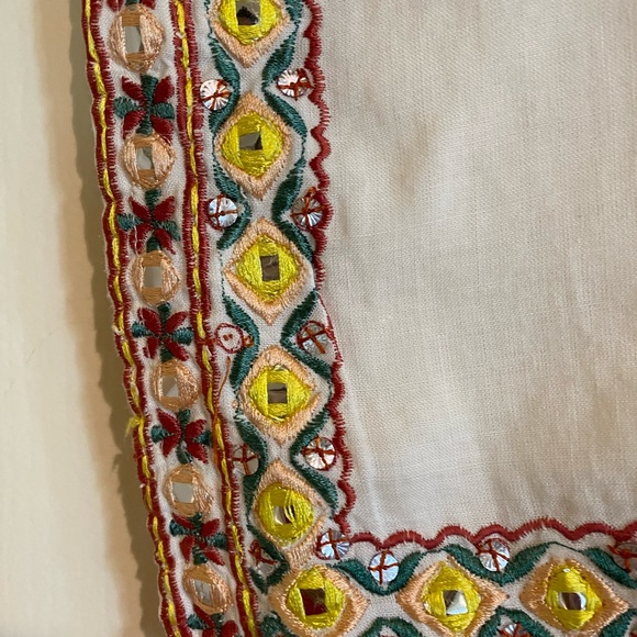 brand Indian off white embroidery Sparkle linen Tunic Top Kurta. M-36 - size 4/6 - Picture 4 of 16